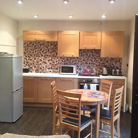 Holiday home Ringinglow Cottage *