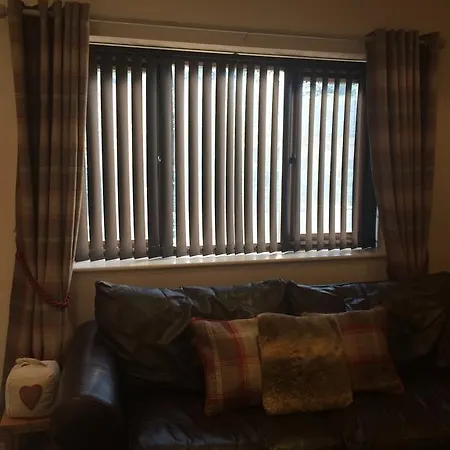 Ringinglow Cottage